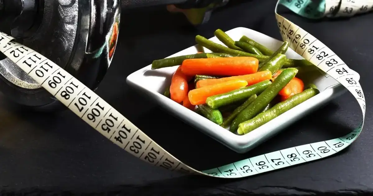 fitness, dumbbell, vegetables, exercises, muscles, sport, dumbbells, strengthening, training, health, food, still life, weight loss, diet, weight, square, carrot, bean pods, weight loss, weight loss, weight loss, weight 