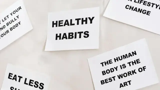 Motivational cards promoting healthy habits and positive thinking for lifestyle change.