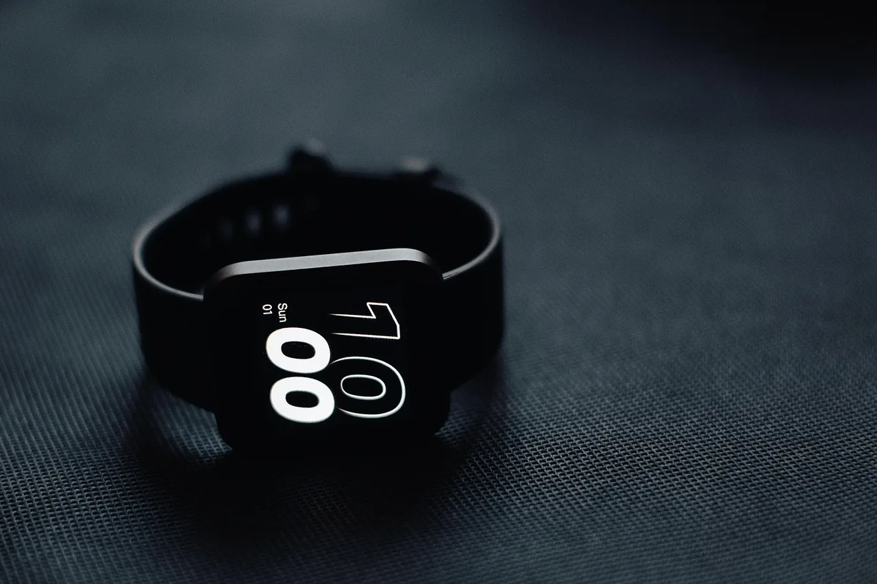 Optional add-ons: smartwatch, technology, watch, time, device, wireless, smart, digital, modern, mobile, gadget, electronic, wristwatch, w